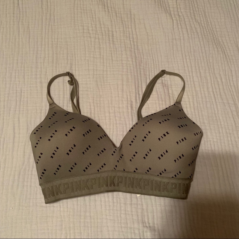 Wireless VS Pink Bra